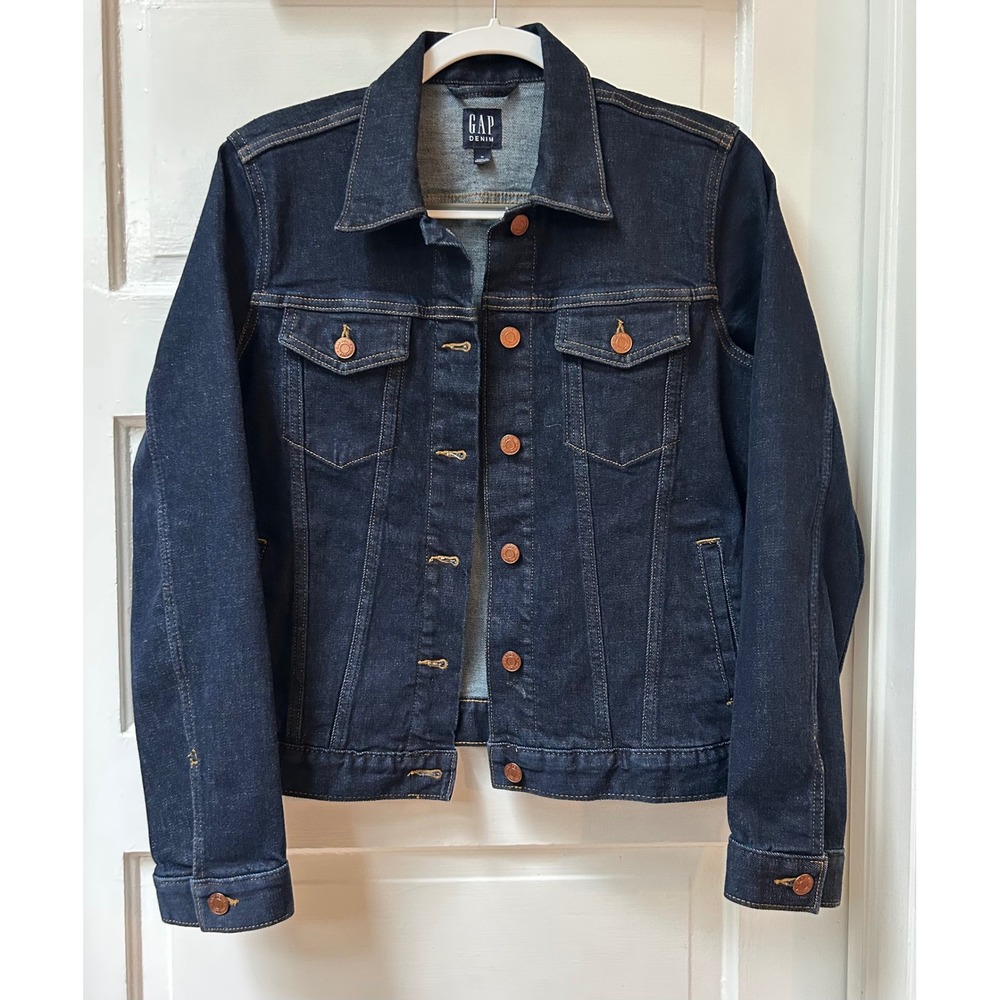 Gap NWOT Denim Dark Indigo Button Front Trucker Jacket Medium